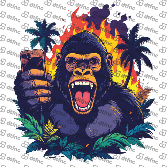 Animals - Roaring Jungle Selfie Gorilla